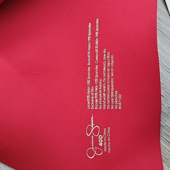 JESSICA SIMPSON BRA. - Picture 5 of 6